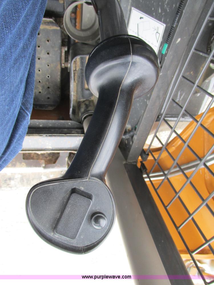 image for item H7596 2012 Case TV380 skid steer