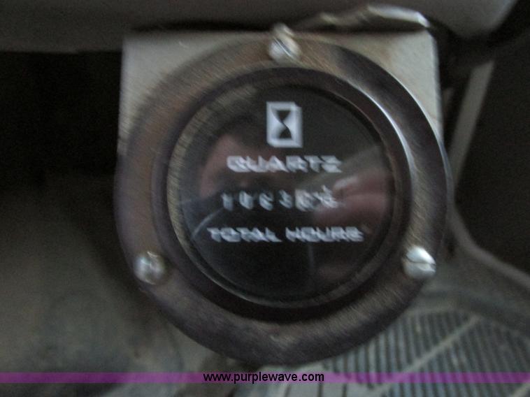 image for item H7597 1999 Sterling L8513 dump truck