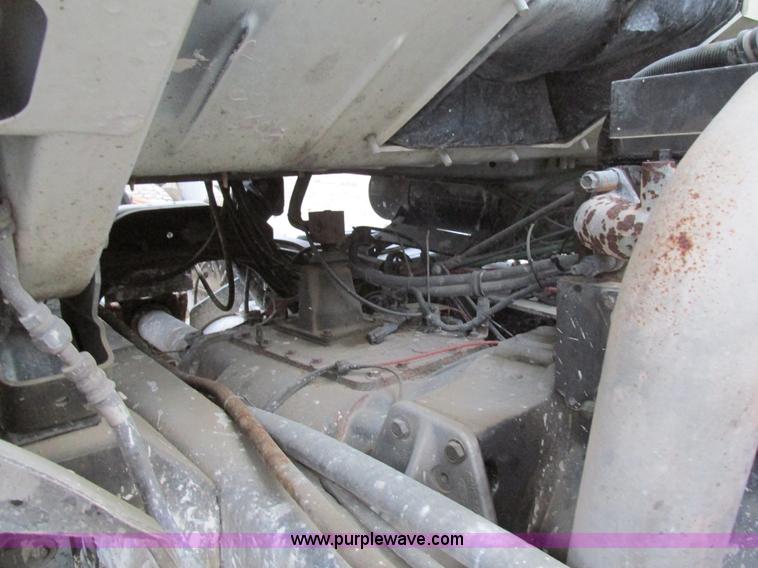 image for item H7597 1999 Sterling L8513 dump truck