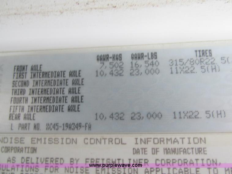 image for item H7597 1999 Sterling L8513 dump truck