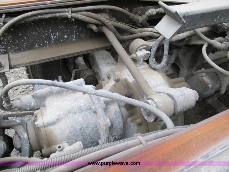 image for item H7597 1999 Sterling L8513 dump truck