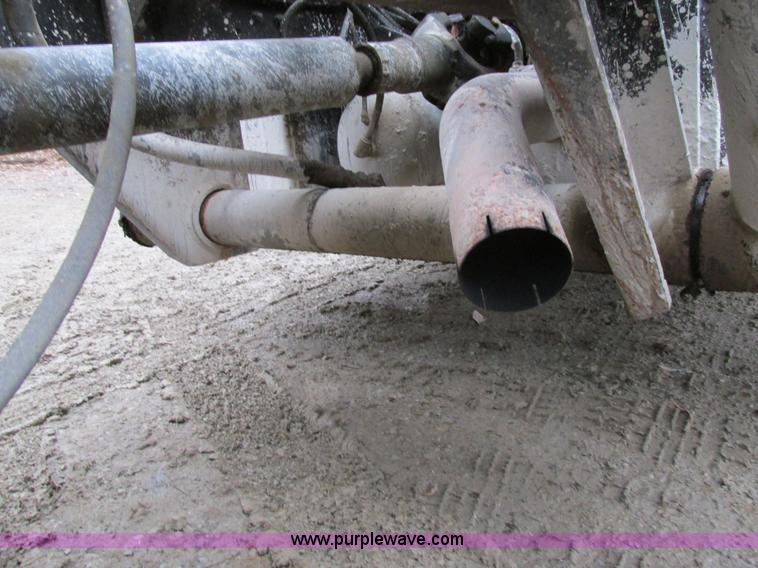 image for item H7597 1999 Sterling L8513 dump truck