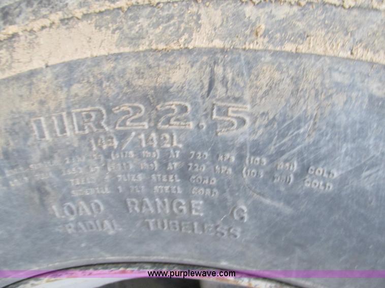 image for item H7597 1999 Sterling L8513 dump truck