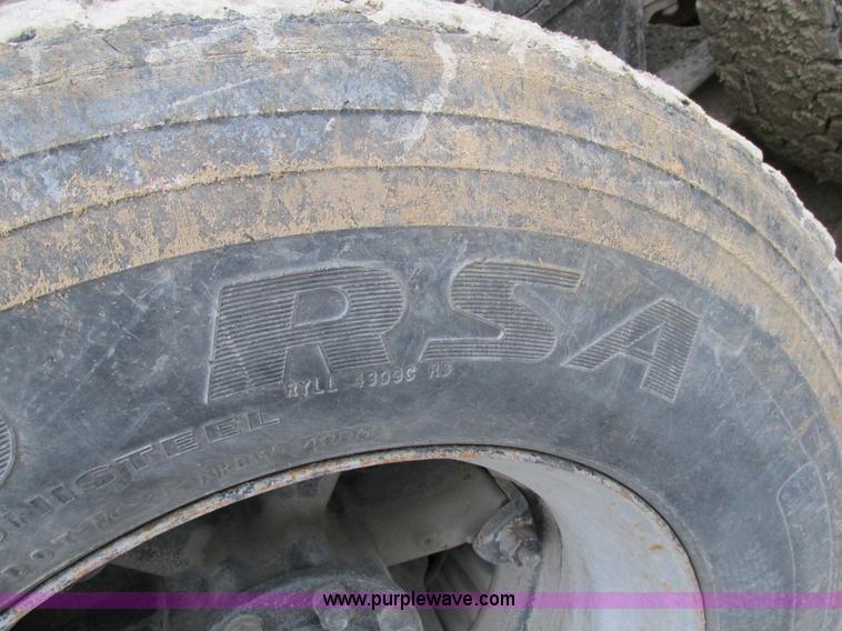 image for item H7597 1999 Sterling L8513 dump truck