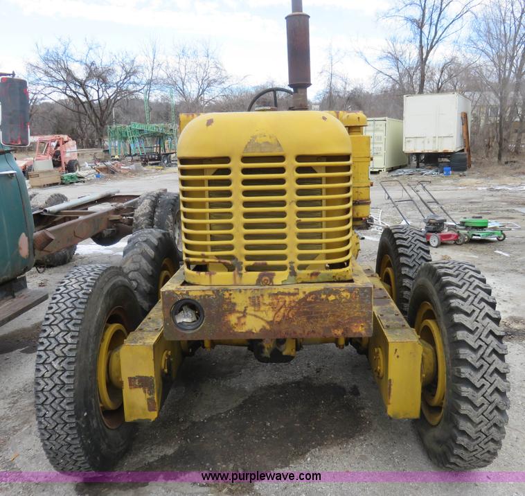 image for item I2436 1969 Allis Chalmers D rigid motor grader