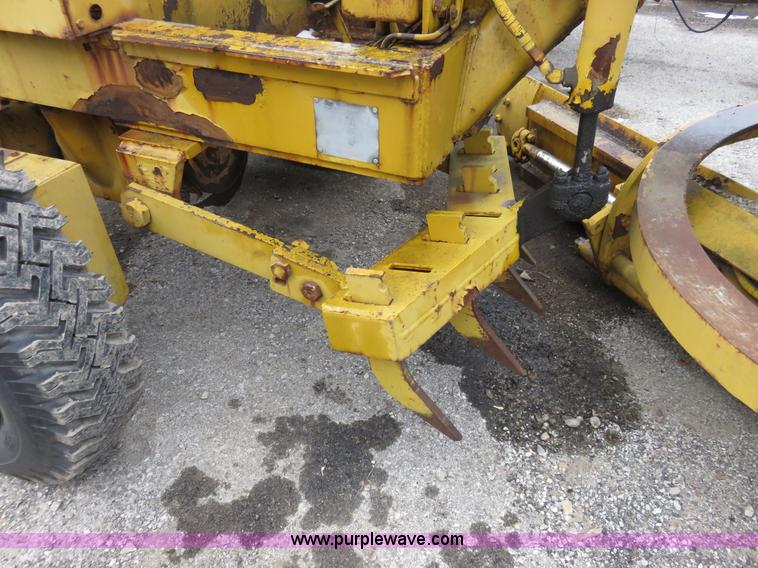 image for item I2436 1969 Allis Chalmers D rigid motor grader