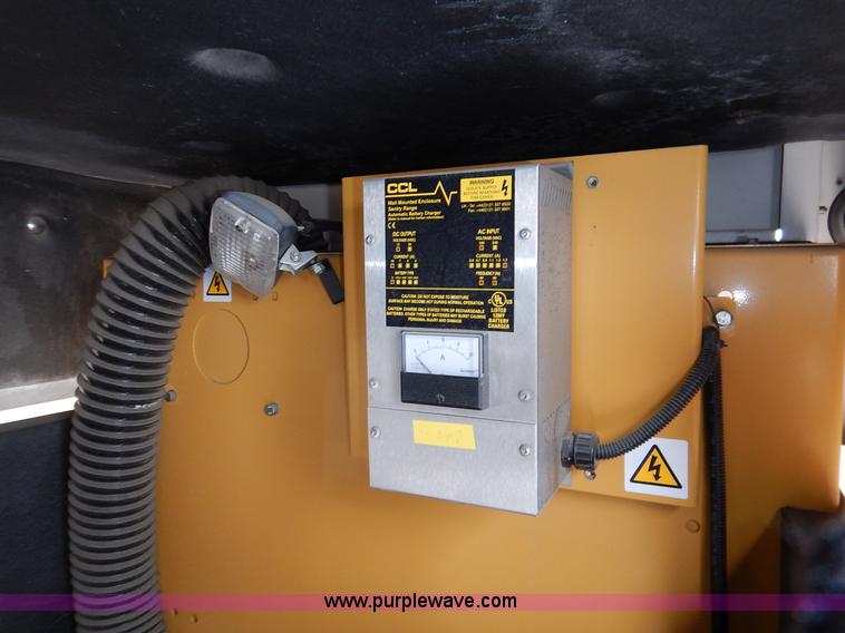 image for item I5073 2004 Olympian G100F3S generator