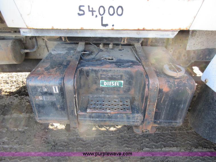 image for item I6850 1974 Ford dump truck