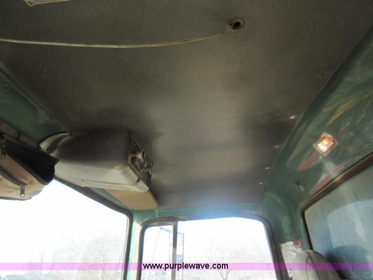 image for item I6850 1974 Ford dump truck