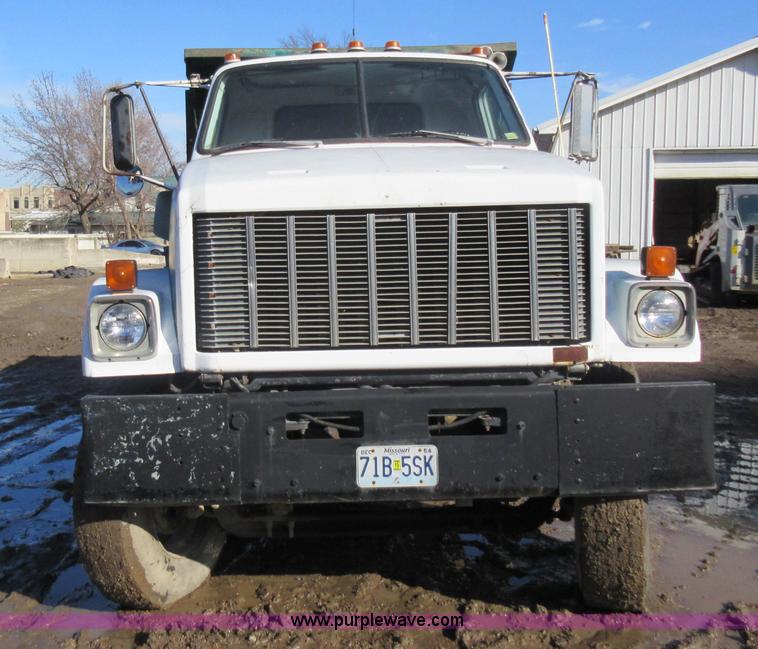 image for item I6851 1984 GMC Brigadier dump truck