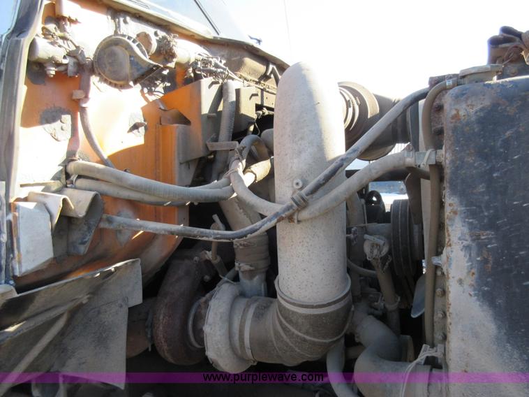 image for item I6851 1984 GMC Brigadier dump truck