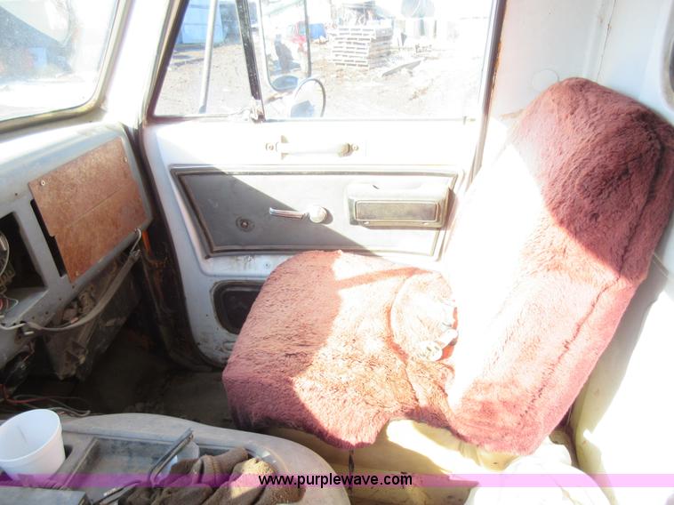 image for item I6851 1984 GMC Brigadier dump truck