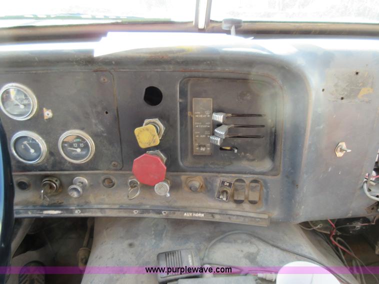 image for item I6851 1984 GMC Brigadier dump truck