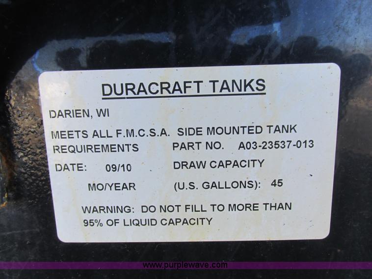 image for item I8774 2001 Freightliner FL70 dump truck