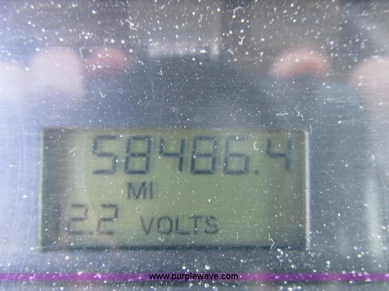 image for item I8774 2001 Freightliner FL70 dump truck