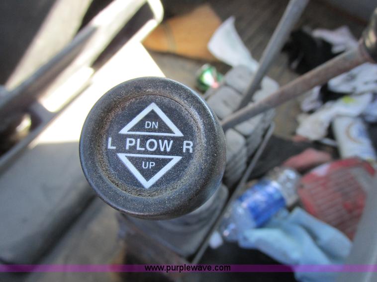 image for item I8774 2001 Freightliner FL70 dump truck