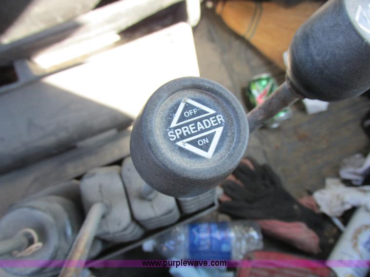 image for item I8774 2001 Freightliner FL70 dump truck