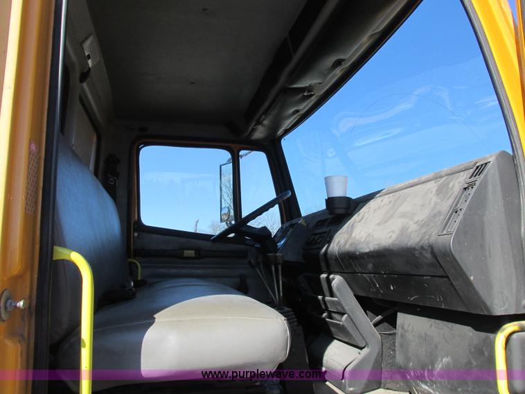 image for item I8774 2001 Freightliner FL70 dump truck