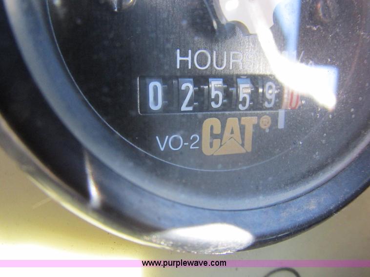 image for item I8777 2001 Caterpillar CB334D double drum roller