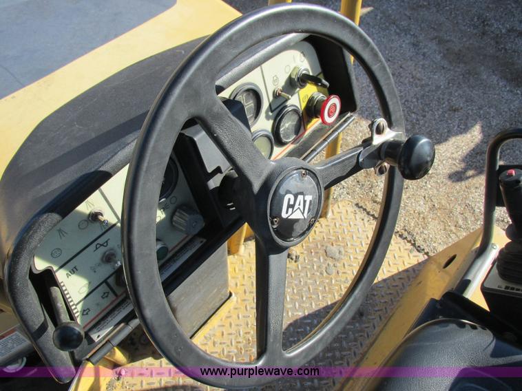 image for item I8777 2001 Caterpillar CB334D double drum roller