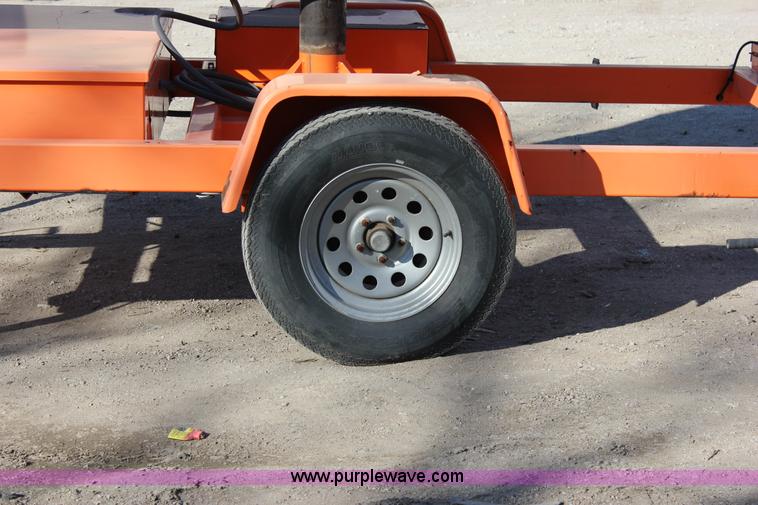 image for item J2296 2007 K&K Systems message trailer