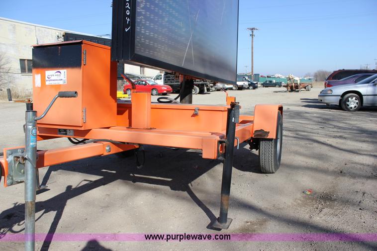 image for item J2296 2007 K&K Systems message trailer