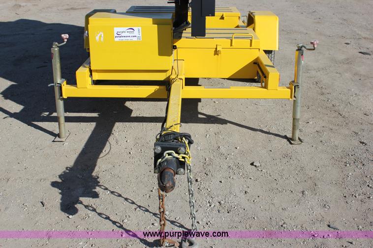 image for item J2297 2009 American Signal Company message board trailer