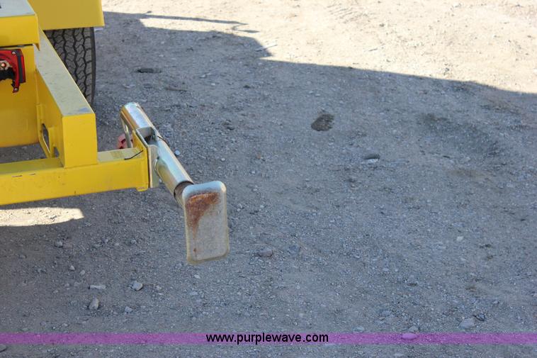 image for item J2297 2009 American Signal Company message board trailer