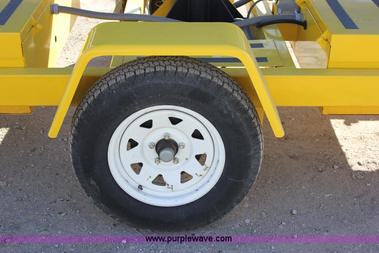 image for item J2297 2009 American Signal Company message board trailer