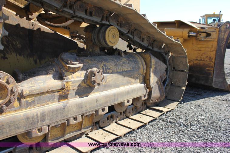 image for item J2304 2002 Caterpillar D6 MXL dozer
