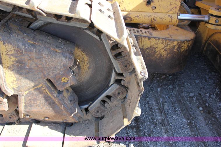 image for item J2304 2002 Caterpillar D6 MXL dozer