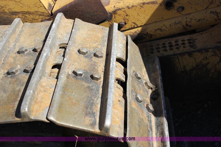 image for item J2304 2002 Caterpillar D6 MXL dozer