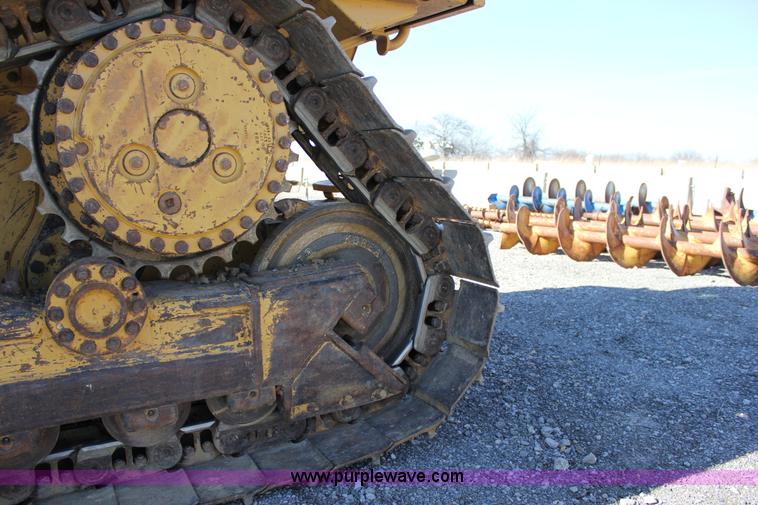 image for item J2304 2002 Caterpillar D6 MXL dozer