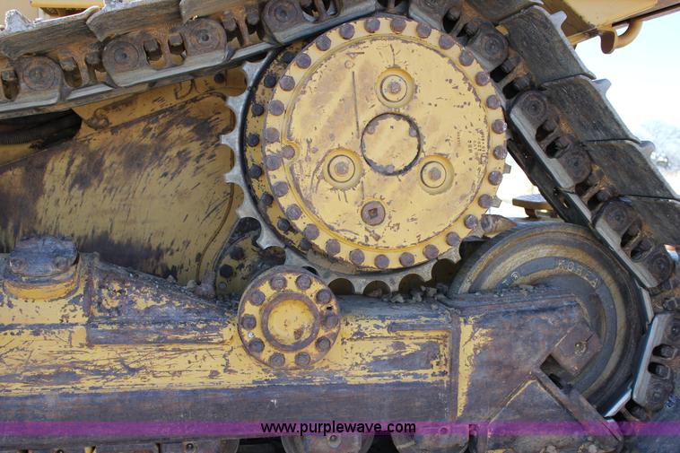 image for item J2304 2002 Caterpillar D6 MXL dozer
