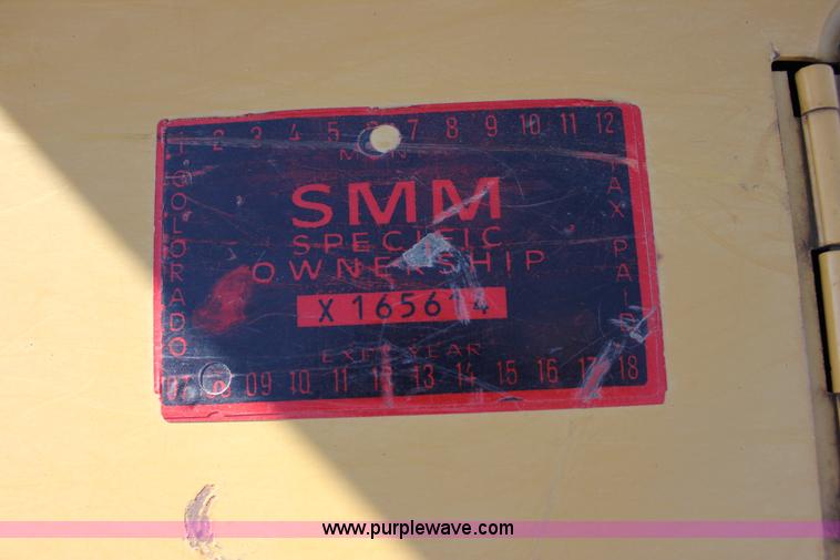 image for item J2304 2002 Caterpillar D6 MXL dozer