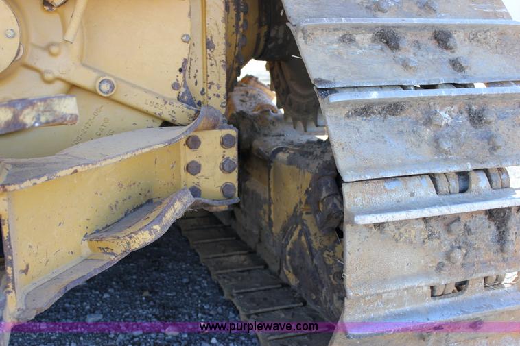 image for item J2304 2002 Caterpillar D6 MXL dozer