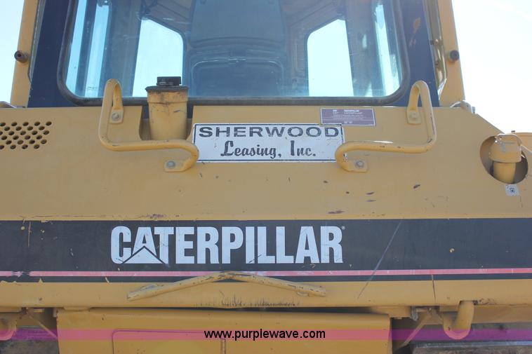 image for item J2304 2002 Caterpillar D6 MXL dozer
