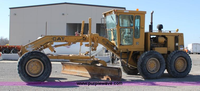 image for item J2305 1988 Caterpillar 140G articulated motor grader