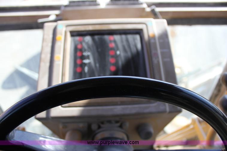 image for item J2305 1988 Caterpillar 140G articulated motor grader