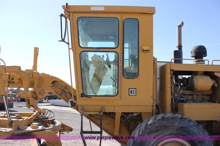 image for item J2305 1988 Caterpillar 140G articulated motor grader