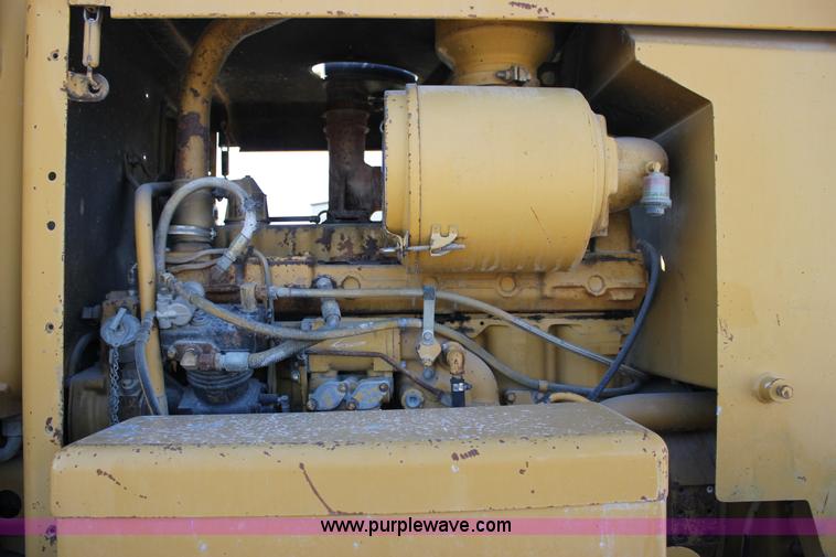 image for item J2305 1988 Caterpillar 140G articulated motor grader