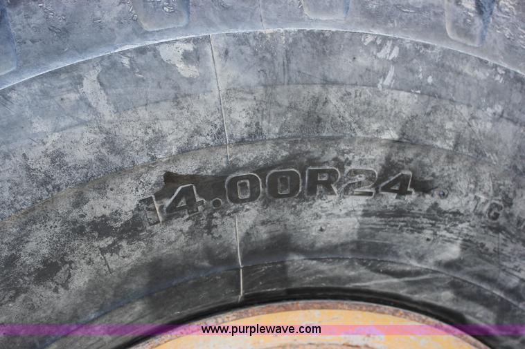 image for item J2305 1988 Caterpillar 140G articulated motor grader