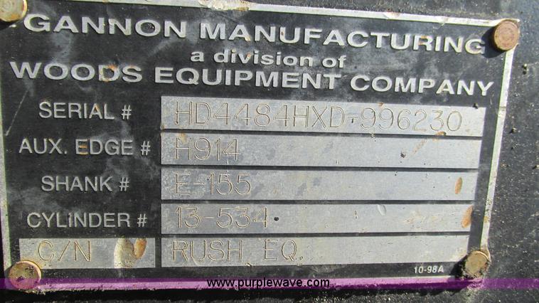 image for item K2003 1999 John Deere 210LE landscape tractor