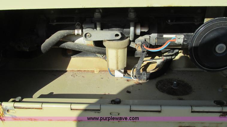 image for item K2004 2005 Ingersoll Rand DD70 vibratory smooth double drum roller