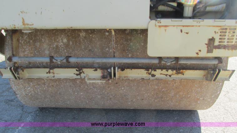 image for item K2004 2005 Ingersoll Rand DD70 vibratory smooth double drum roller