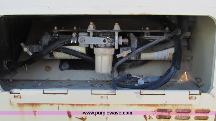 image for item K2004 2005 Ingersoll Rand DD70 vibratory smooth double drum roller