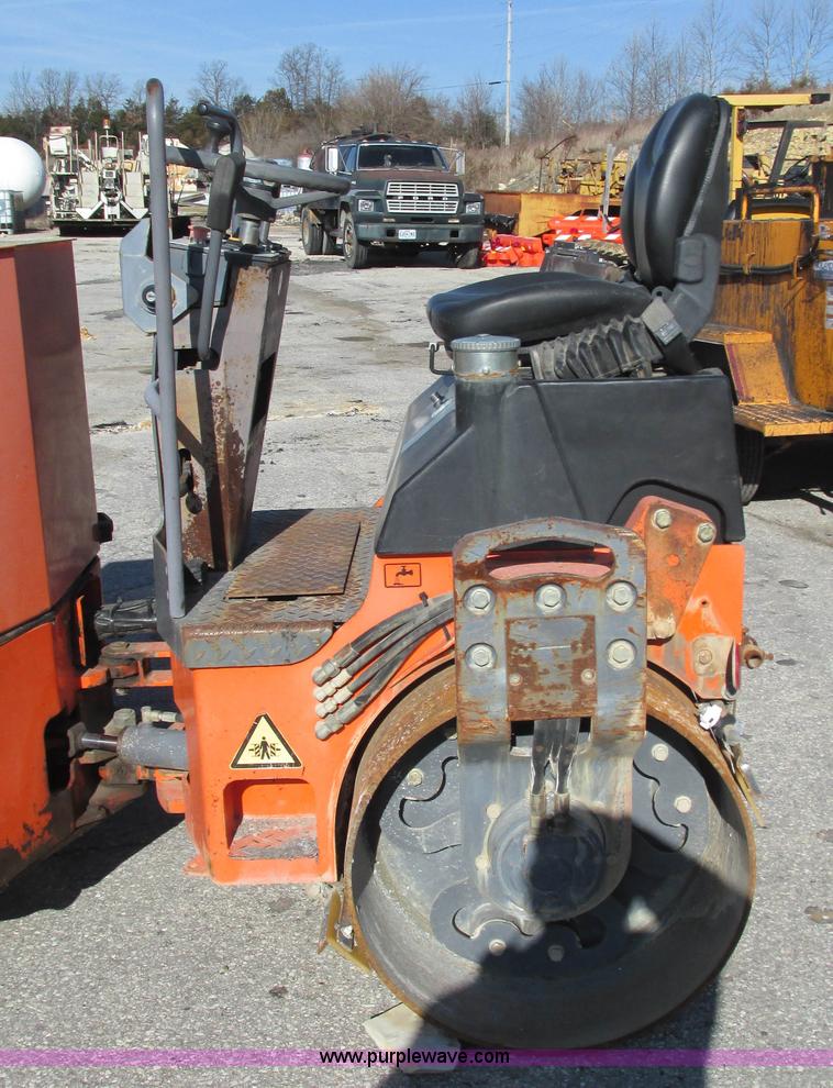 image for item K2005 2002 Hamm HD12 vibratory smooth double drum roller