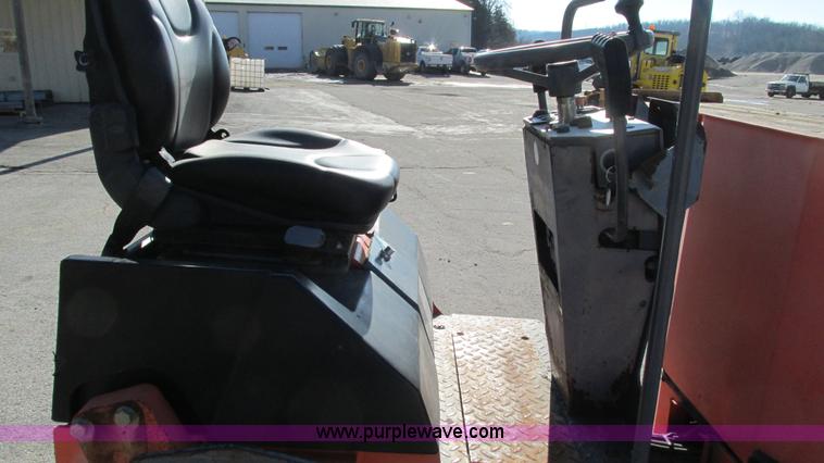 image for item K2005 2002 Hamm HD12 vibratory smooth double drum roller