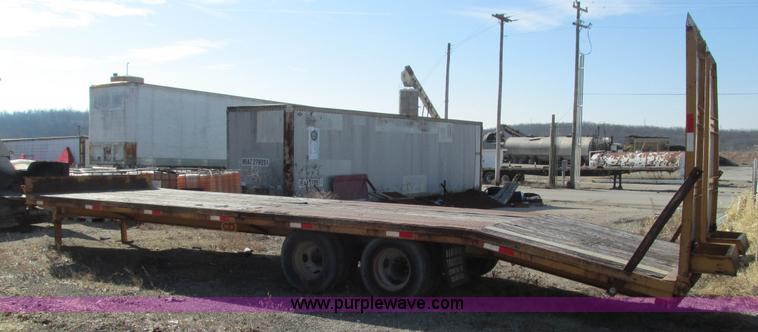 image for item K2007 2002 Kaufman trailer