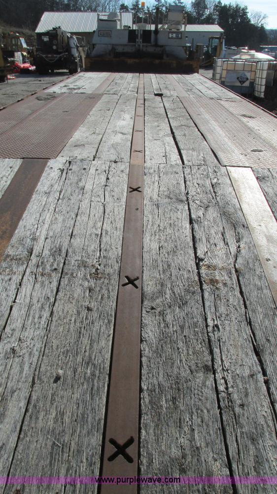 image for item K2007 2002 Kaufman trailer